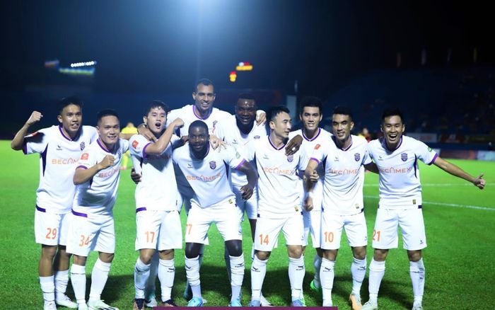 HLV Lê Huỳnh Đức 'bẫy' thành công Thanh Hoá của HLV Popov!