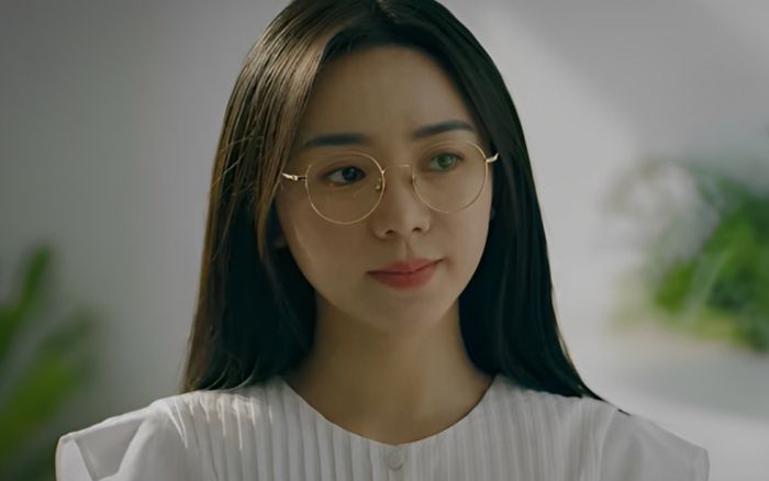 Chúng Ta Của 8 Năm Sau tập 22: Nguyệt tuyên bố 'cạch mặt' Dương, tình bạn 10 năm tan thành mây khói