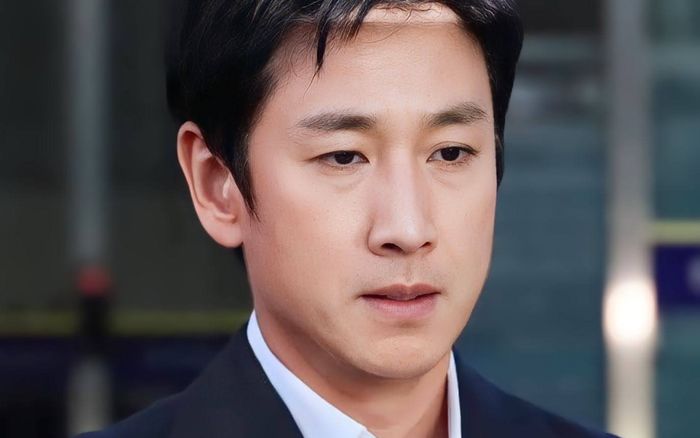 Công ty quản lý của nam diễn viên Lee Sun Kyun cầu xin khán giả điều này trong đám tang