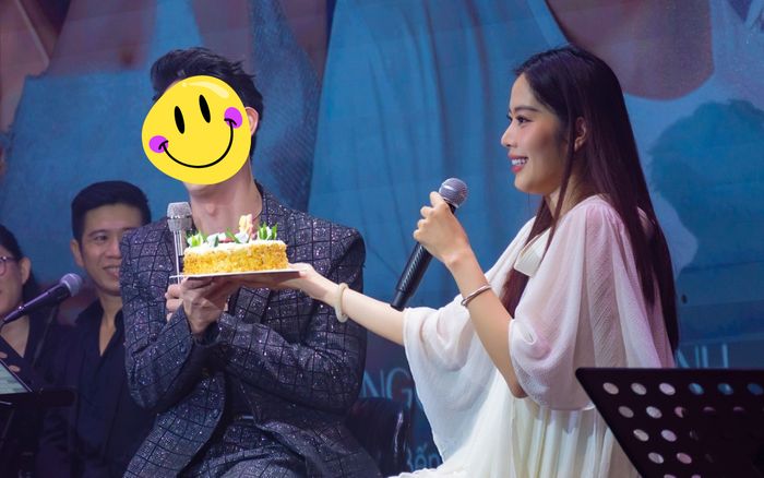 Nam Em hiếm hoi khen ngợi một đồng nghiệp nam, muốn song ca với người này