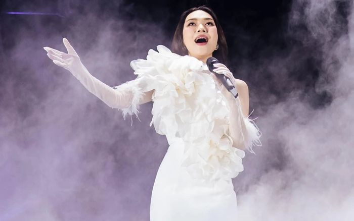 Mỹ Tâm tặng khán giả món quà đặc biệt ngày cuối năm, fan chờ đợi hơn 10 năm mới được thưởng thức
