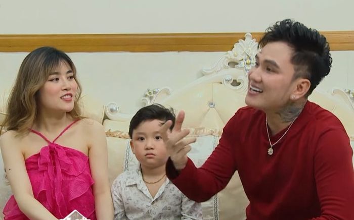 'Ông hoàng hội chợ' miền Bắc tiết lộ quá khứ đến mức đánh mất chính mình, cuộc sống hiện tại ra sao?