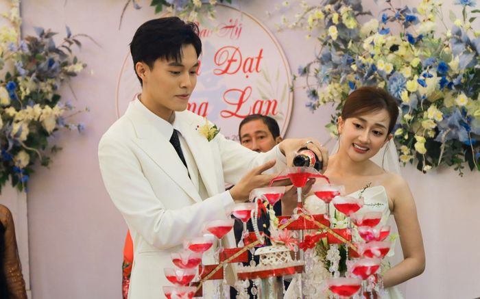 Nối gót Puka, cặp đôi Vbiz tổ chức lễ cưới thứ ba ở Ninh Bình
