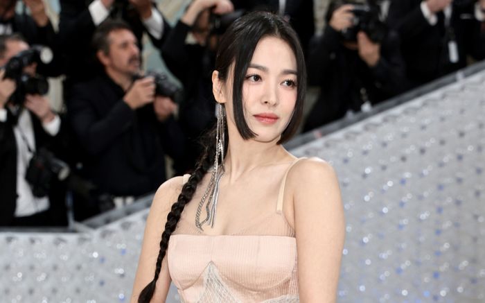 Bằng chứng cho thấy Song Hye Kyo đã vượt xa chồng cũ: Giành Baeksang, tham dự Met Gala và hơn thế nữa