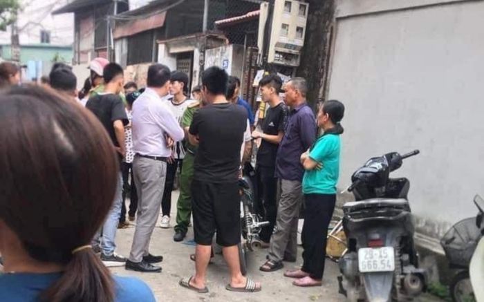 Mâu thuẫn với 3 thanh niên trong đám cưới, cô gái bất ngờ làm ra cảnh tượng kinh hoàng tại hôn lễ