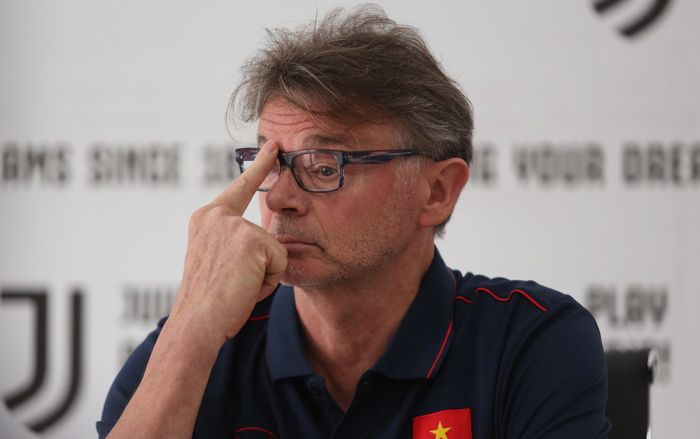 Việt Nam gặp Nhật Bản, Iraq và Indonesia: Cơ hội cho HLV Troussier hướng đến World Cup?