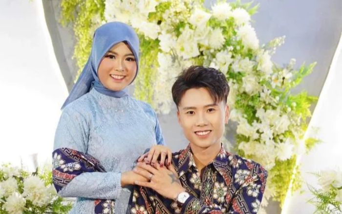 Thực hư thông tin Đạt Villa yêu cầu fans xăm tên vợ người Indonesia lên cơ thể mới được mời đi đám cưới?