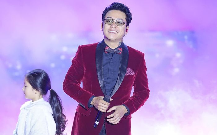 Tranh cãi phát ngôn của Tuấn Hưng: 'Tôi là một trong những ca sĩ đẹp trai nhất Việt Nam'