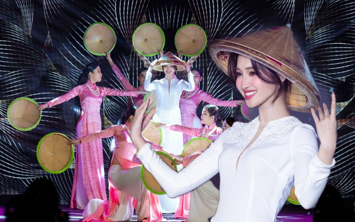 Á hậu Phương Nhi xổ tiếng Anh ào ào, thể hiện múa nón lá mượt mà: Mang tài lẻ này tới Nhật quá là hợp lý