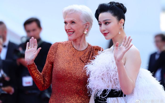 Phạm Băng Băng 'đọ sắc' bên mẹ của tỷ phú Elon Musk tạo nên khung hình full nhan sắc và giàu có!