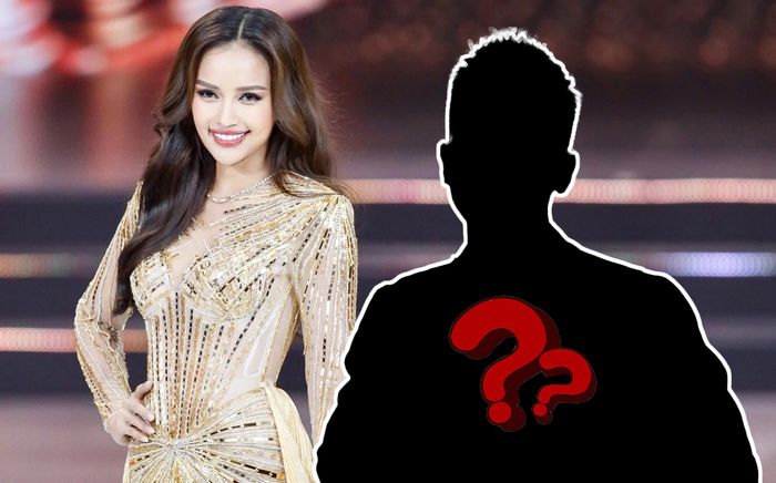 Rộ clip một 'chàng trai' may mắn được hôn má Ngọc Châu khiến dân tình ghen tị