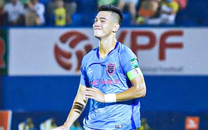 Tiến Linh gọi, Văn Tùng trả lời