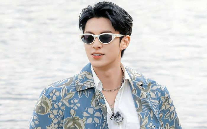 Vương Hạc Đệ bị phản đối khi nên duyên cùng 'mỹ nữ vô dụng nhất Cbiz'