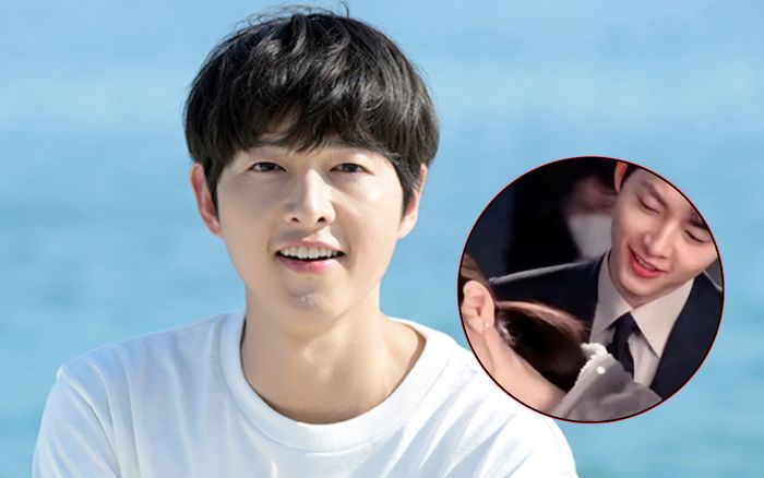 Song Joong Ki bất ngờ bị tố cố tình gần gũi với bạn diễn nữ dù đã có vợ
