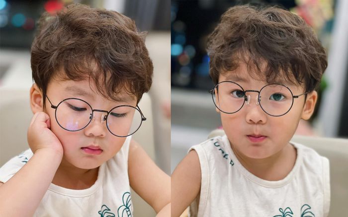 Được mẹ cho lên sóng, con trai Hòa Minzy 'đốn tim' fan bằng loạt biểu cảm siêu đáng yêu