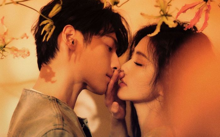 Bạch Lộc và La Vân Hi bị bắt gặp hẹn hò tại Quảng trường Thời Đại ở New York, khi nào mới chịu công khai?