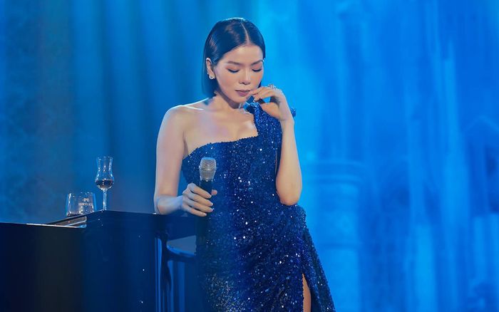 Lệ Quyên khoe clip đi hát chật kín khán giả, biểu cảm ra sao mà bị nói: 'Điệu quá!'?