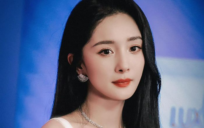 Bị chê vô tình, Dương Mịch có hành động khiến anti-fan phải câm nín