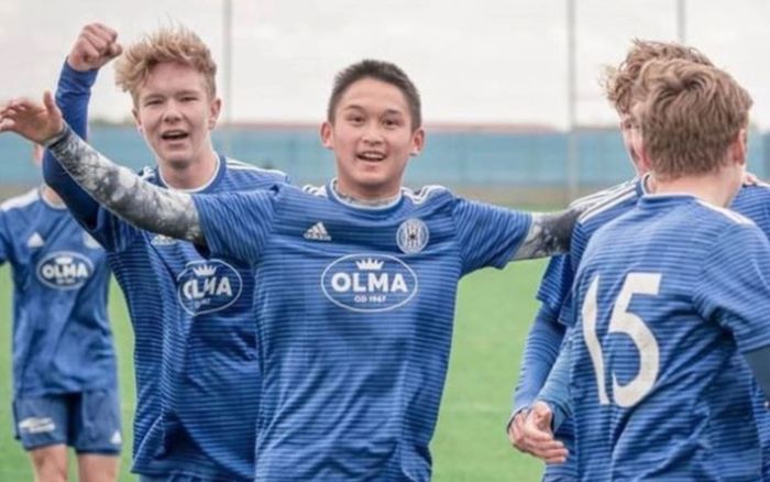 HLV Troussier mời tiền vệ U18 CH Séc về thi đấu cho U23 Việt Nam