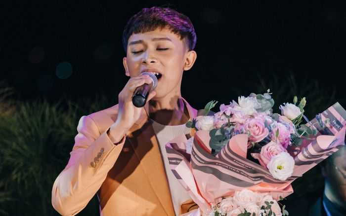 Đêm diễn tại Hà Nội của Hồ Văn Cường cháy vé, người hâm mộ đặt luôn biệt danh mới