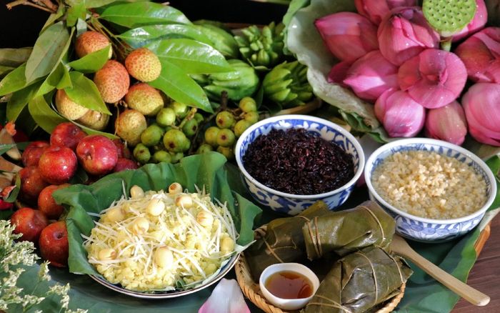 Khác biệt gì trong mâm cúng Tết Đoan Ngọ ở ba miền?