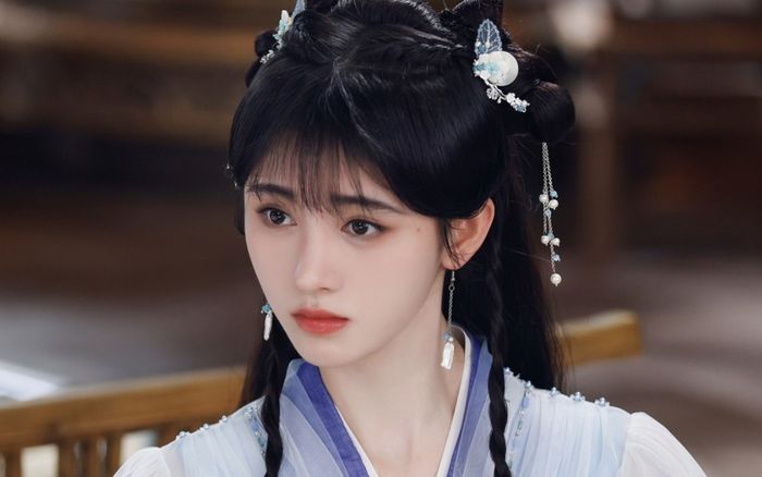 Sự nghiệp của Cúc Tịnh Y tiêu tan vì scandal của bạn diễn