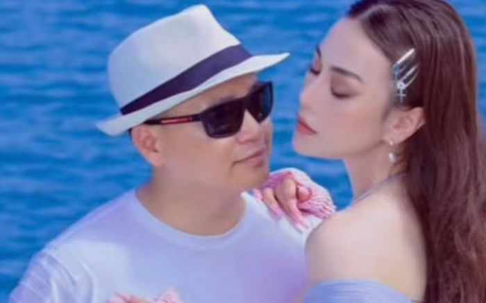 Phương Oanh diện váy áo sexy cực 'cháy', e ấp bên Shark Bình sau xác nhận kết hôn