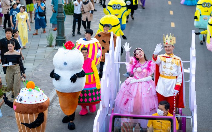 Giải mã hot trend 'vương quốc kẹo ngọt' khuấy đảo mùa hè 2023 tại Hội An