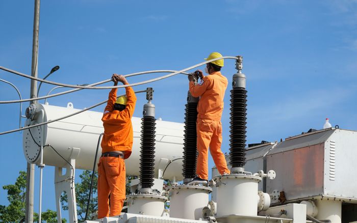 Nóng: EVN vừa thông báo từ mai sẽ cơ bản đáp ứng được nhu cầu sử dụng điện miền Bắc