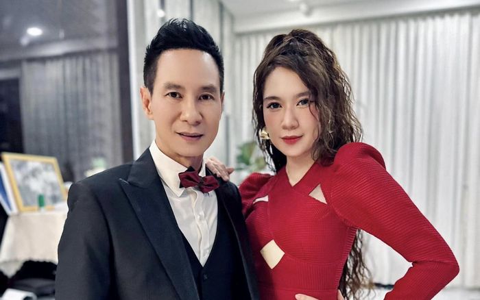 Bà xã Lý Hải kể sự cố lúc chờ đèn đỏ khiến cư dân mạng thót tim, ai cũng cần cẩn thận vào mùa mưa