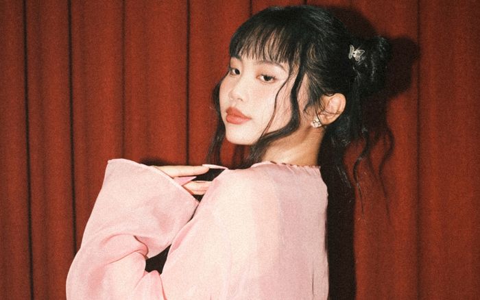 Phương Mỹ Chi bị khán giả hăm he lập group anti-fan: Chuyện gì đây?