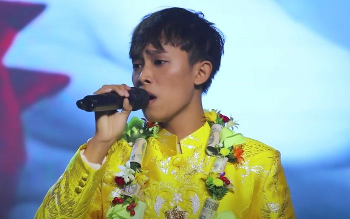 Hồ Văn Cường tiếp tục được khán giả tặng số tiền lớn: Nhìn là biết được yêu thương cỡ nào!