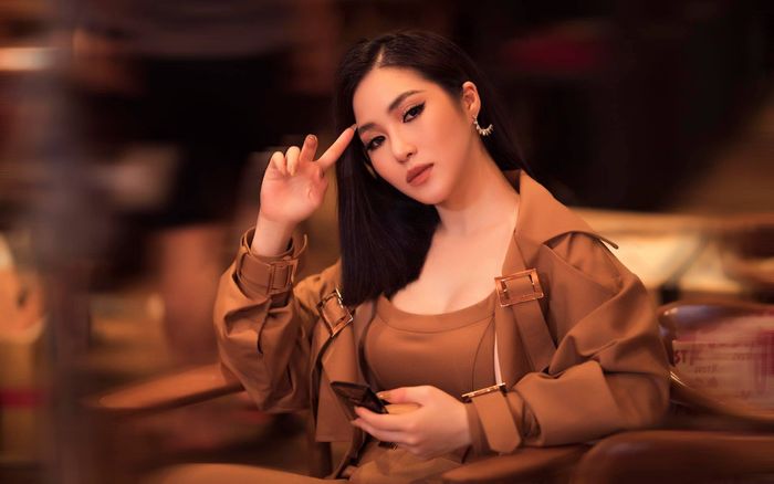 Từ Mỹ, Hương Tràm bất ngờ 'hù dọa' các sĩ tử thi tốt nghiệp THPT?