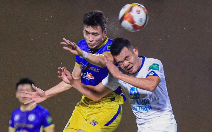 Hà Nội FC hạ 'đại gia' Nam Định: Tiền chưa mua được đẳng cấp