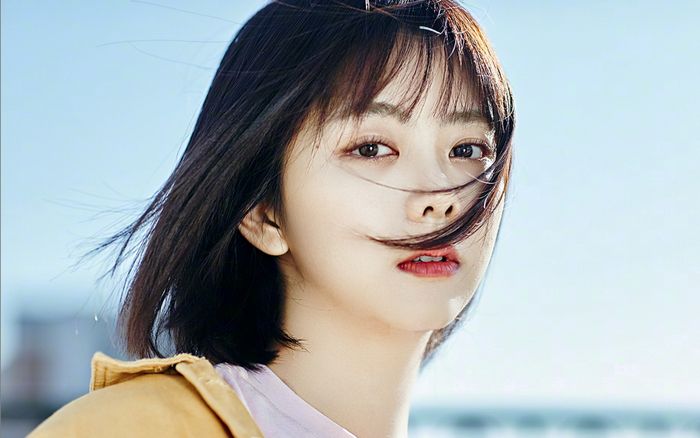 Đàm Tùng Vận công khai hẹn hò với đàn em kém 5 tuổi, đẹp đôi thế nào mà được ủng hộ nhiệt tình?