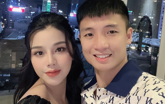 Netizen nói về ồn ào tố chồng của vợ Bùi Tiến Dũng: Xấu chàng hổ ai?