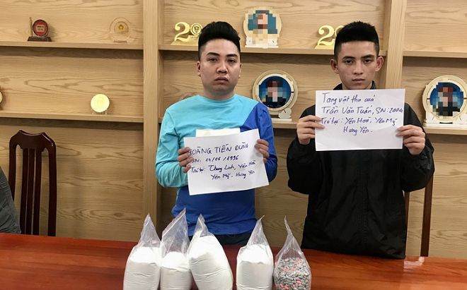 Bí mật 'tày trời' của vợ chồng chủ quán ăn đêm kiêm đại lý nước tinh khiết