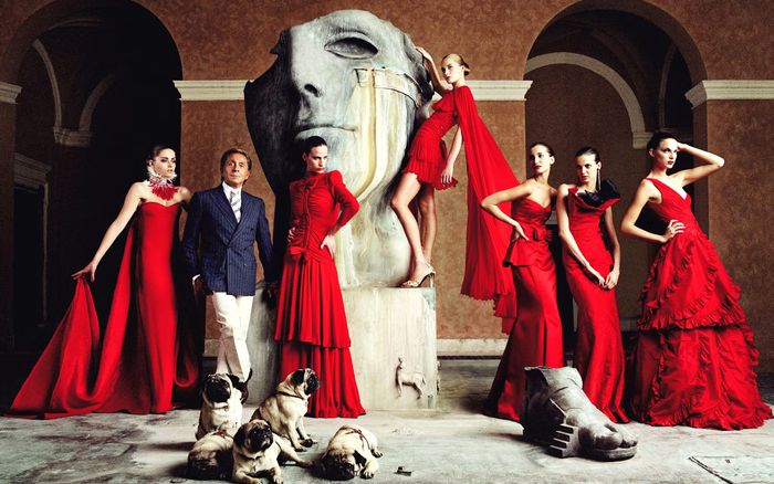 Valentino Garavani và những thiết kế biểu tượng tôn vinh vẻ đẹp nữ tính