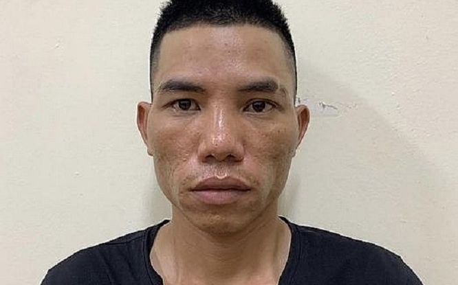 Bí mật bên trong chiếc khẩu trang của gã thanh niên giao nộp cho Công an ở phố Mai Dịch
