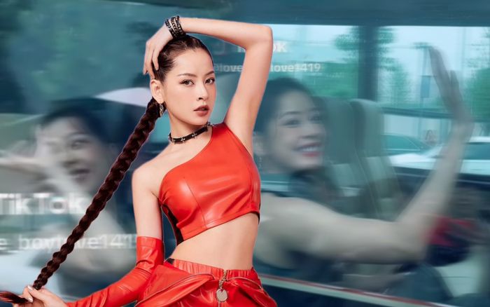 Chi Pu bị 'tóm gọn' hành động dành cho fan Trung Quốc qua camera thường