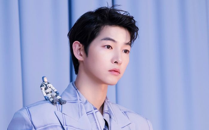 Song Joong Ki đẹp không tì vết nhưng vẫn bị vợ chê