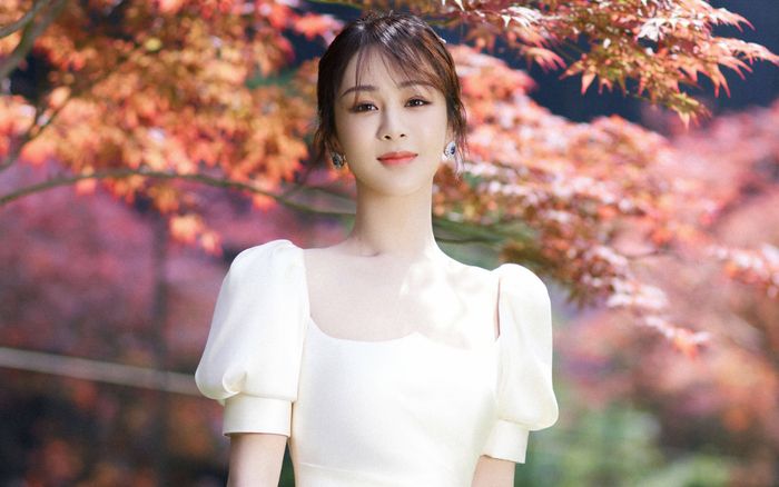 Dương Tử có hành động dằn mặt bạn trai cũ?