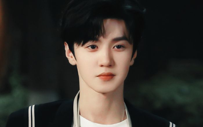 Trần Triết Viễn thông báo tin vui sau hai năm hẹn hò với bạn gái cùng ngành