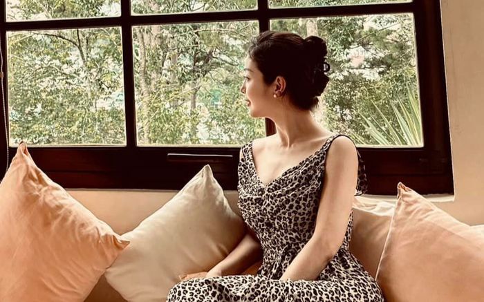 Nhan sắc 'lão hoá ngược' của Jennifer Phạm khiến hội chị em chỉ biết ước