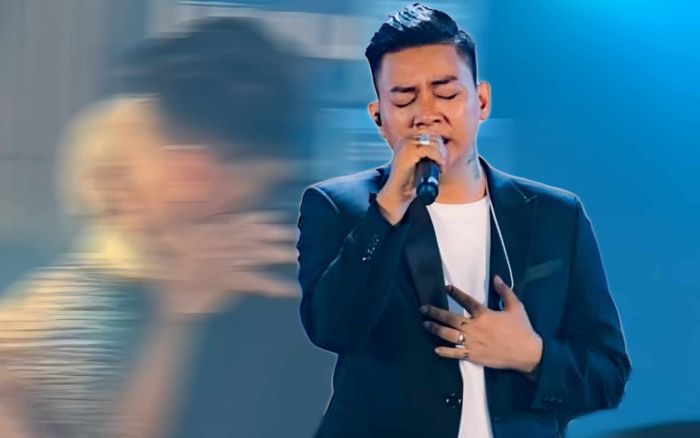 Nhân vật khiến Hoài Lâm phải ngừng hát, xuống tận sân khấu để chăm sóc