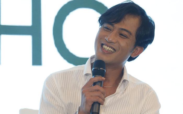 Doãn Quốc Đam chia sẻ về giọng nói và dáng đi 'độc lạ' ở Làng Trong Phố