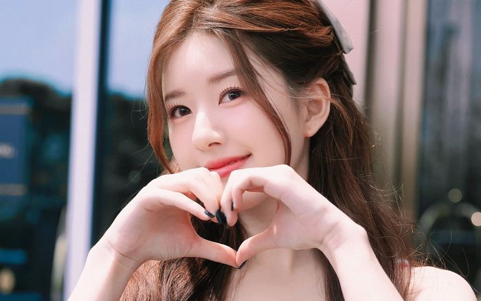 Triệu Lộ Tư thế chỗ Địch Lệ Nhiệt Ba, yêu lại tình cũ trong dự án trọng điểm?