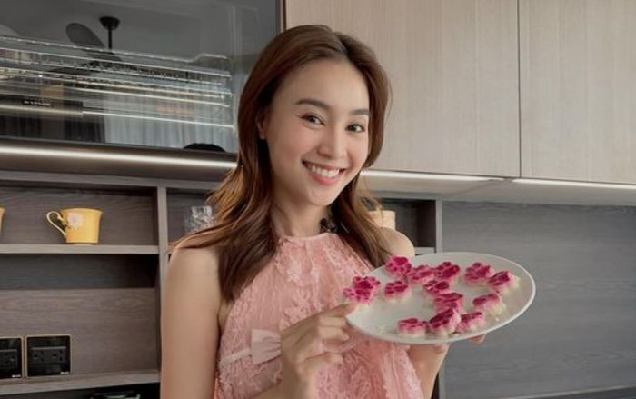 Ninh Dương Lan Ngọc khéo khoe khả năng nữ công gia chánh nhưng nó 'lạ lắm'
