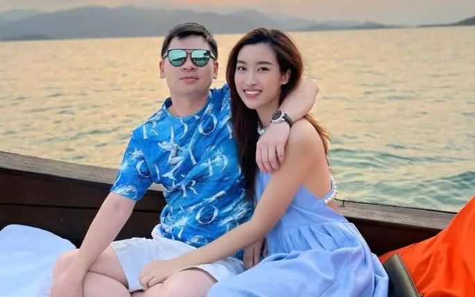 Hoa hậu Đỗ Mỹ Linh hạ sinh con gái đầu lòng