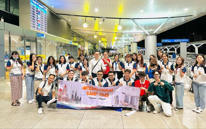 Sinh viên UEF nhộn nhịp học tập, thực tập quốc tế tại các nước phát triển